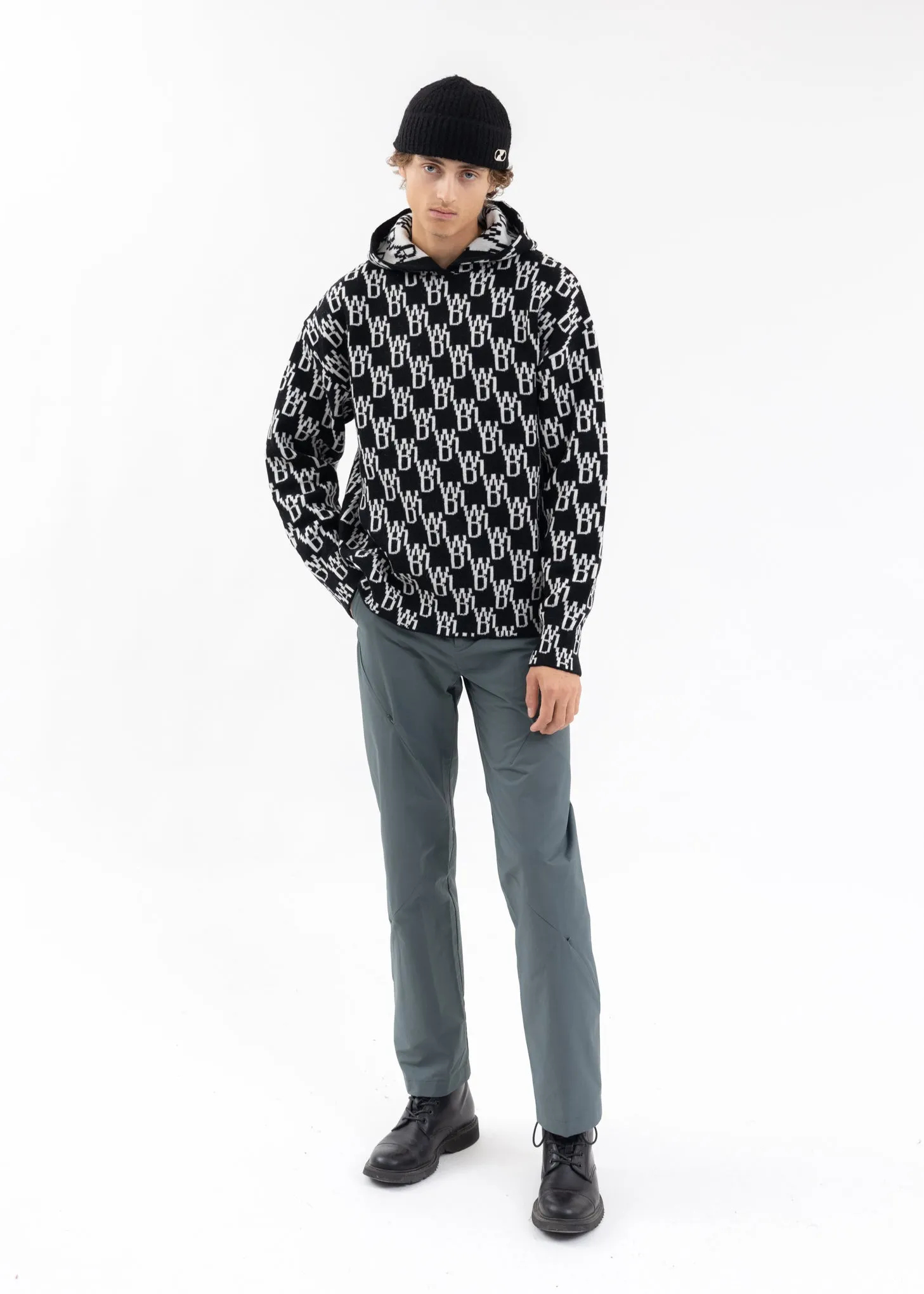 BLACK WD1 GRAPHIC KNIT HOODIE
