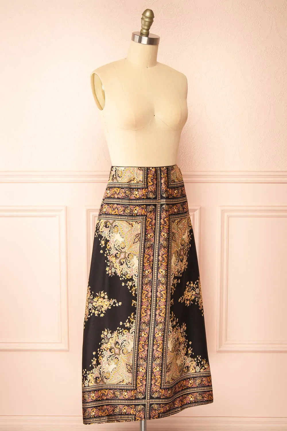 Egerie | Long Silky Skirt w/ Ornate Pattern