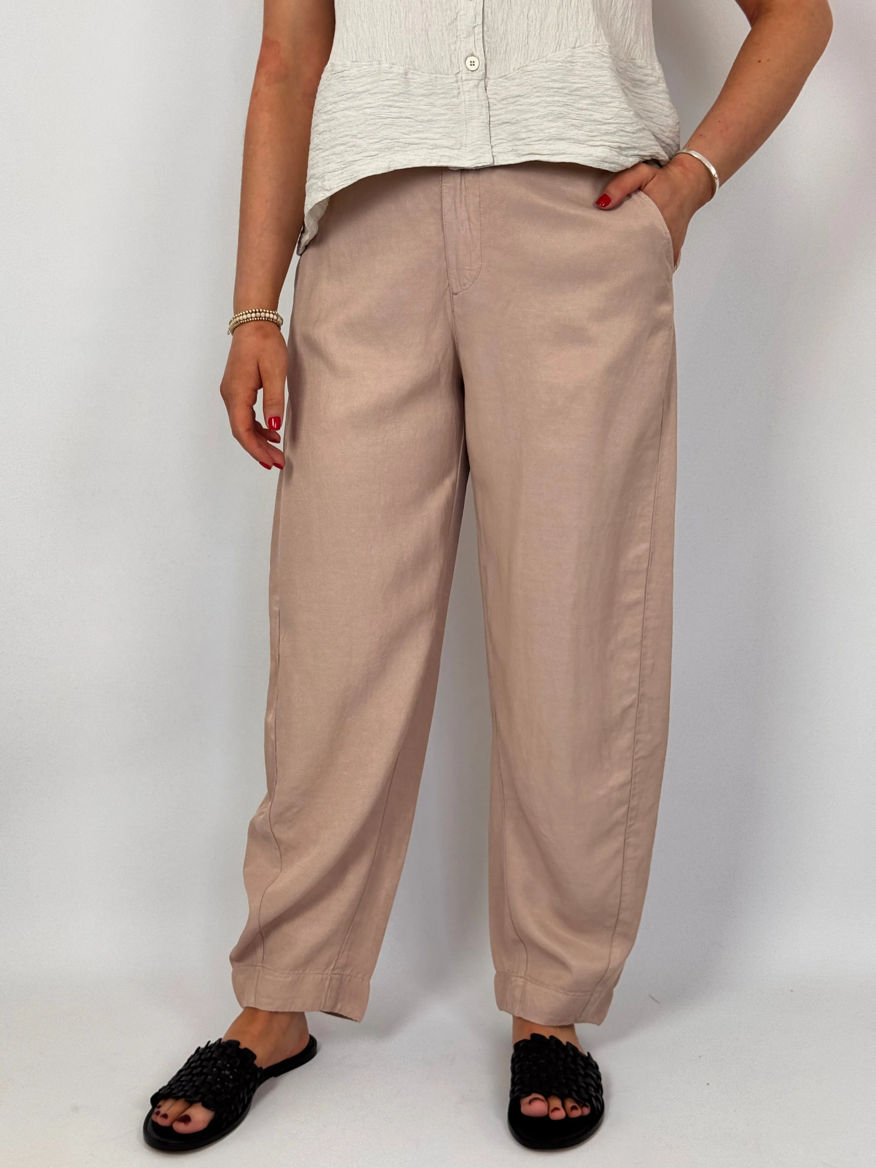European Culture 06F0 Trousers Petal