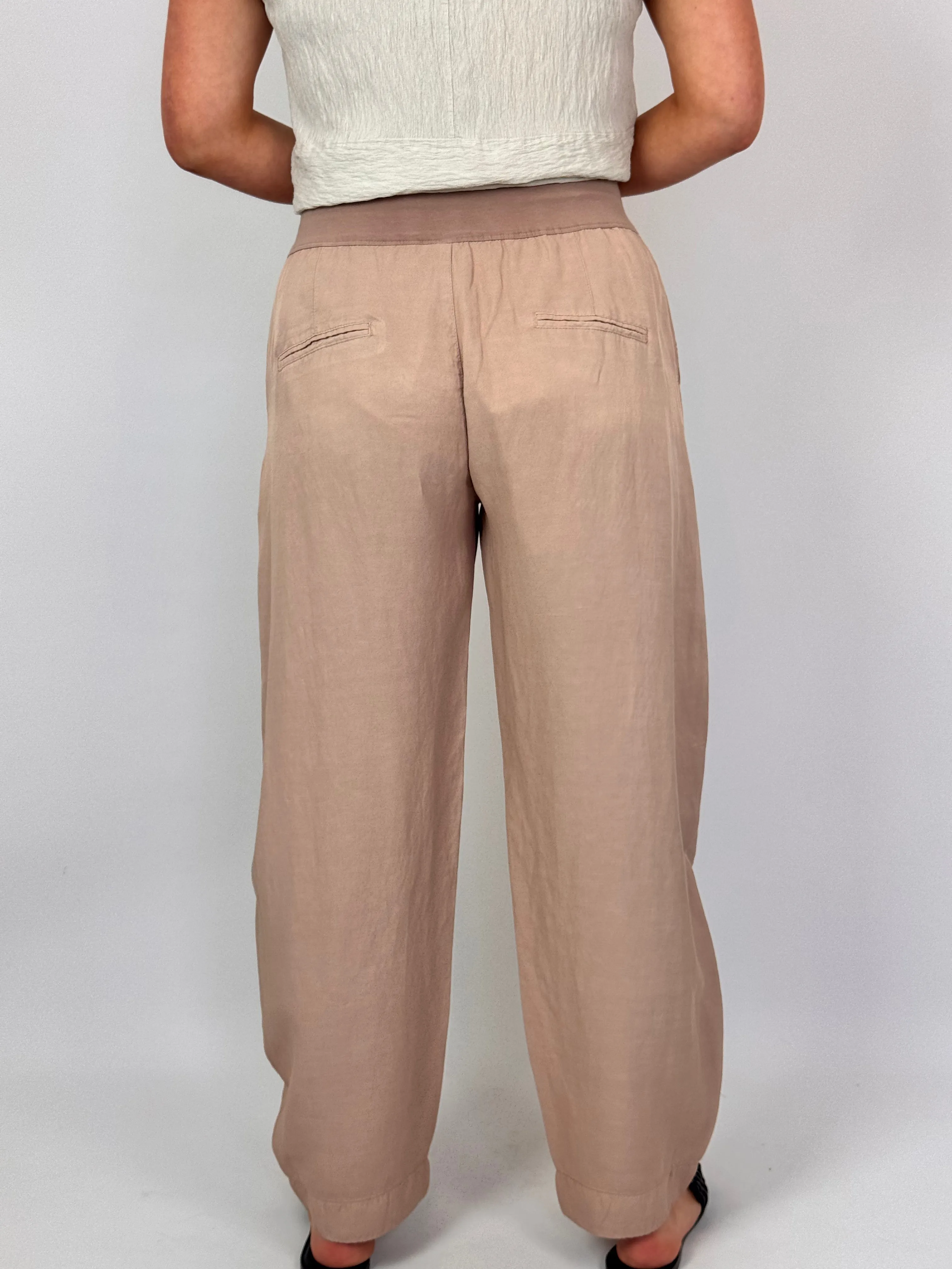 European Culture 06F0 Trousers Petal