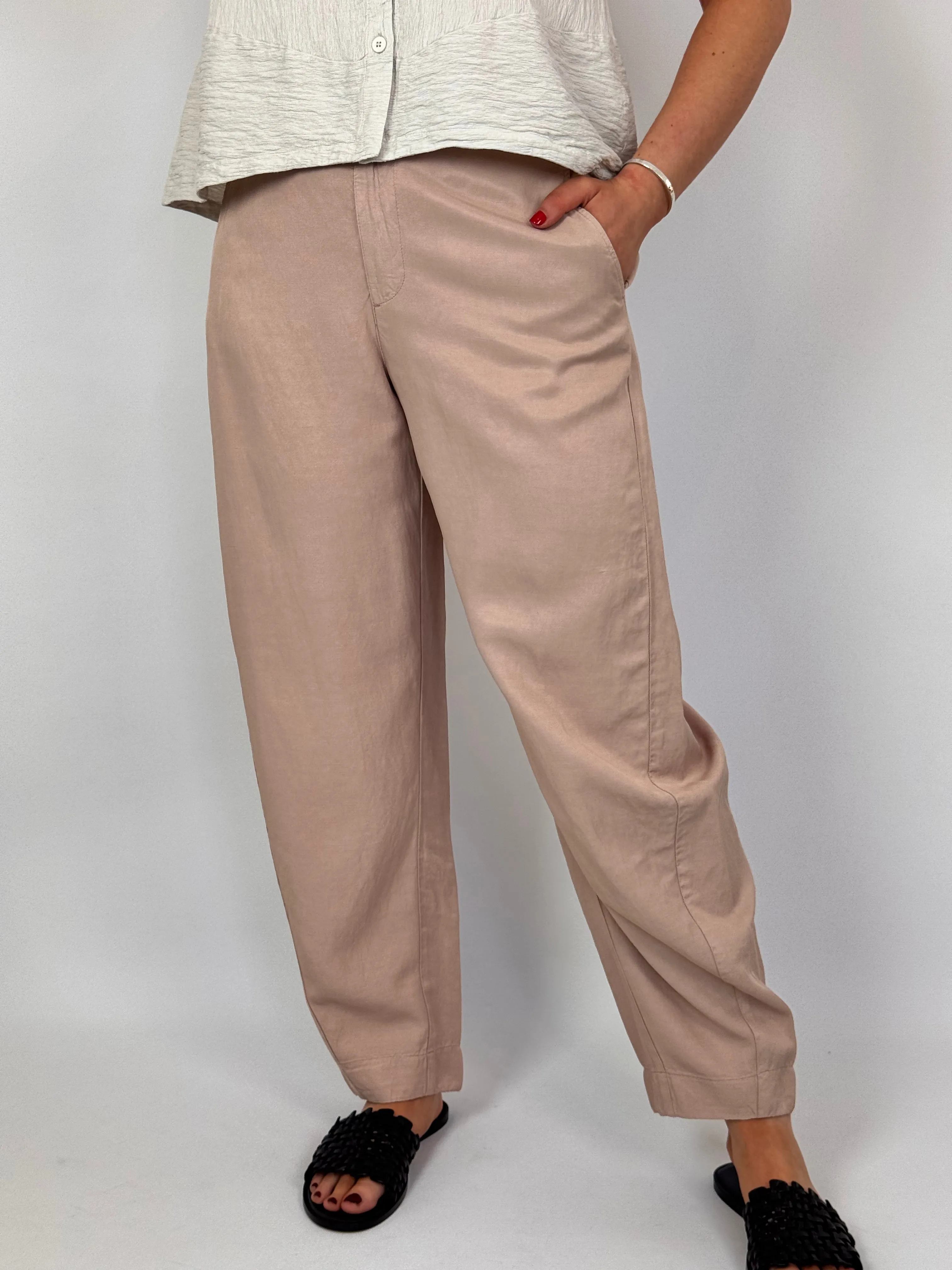 European Culture 06F0 Trousers Petal