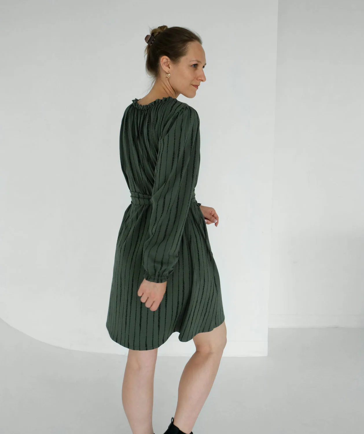 FRIDA printed dress in Jungle Green
