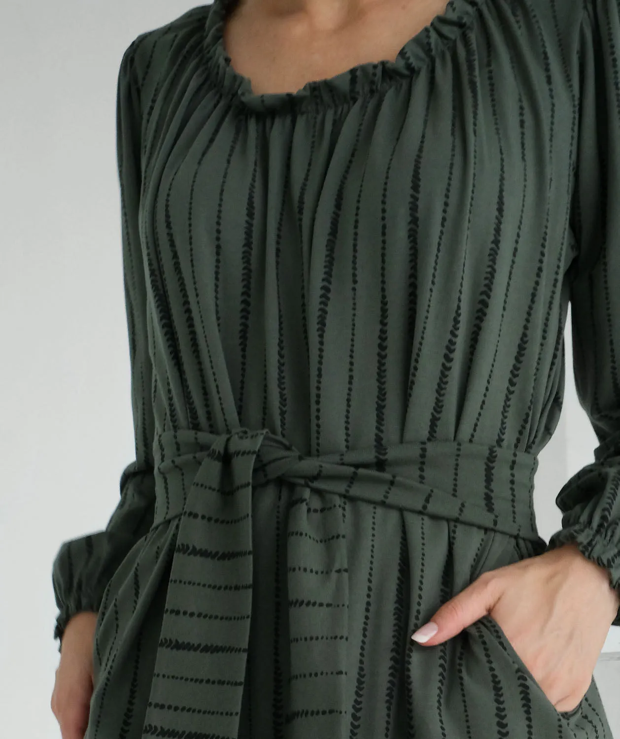 FRIDA printed dress in Jungle Green
