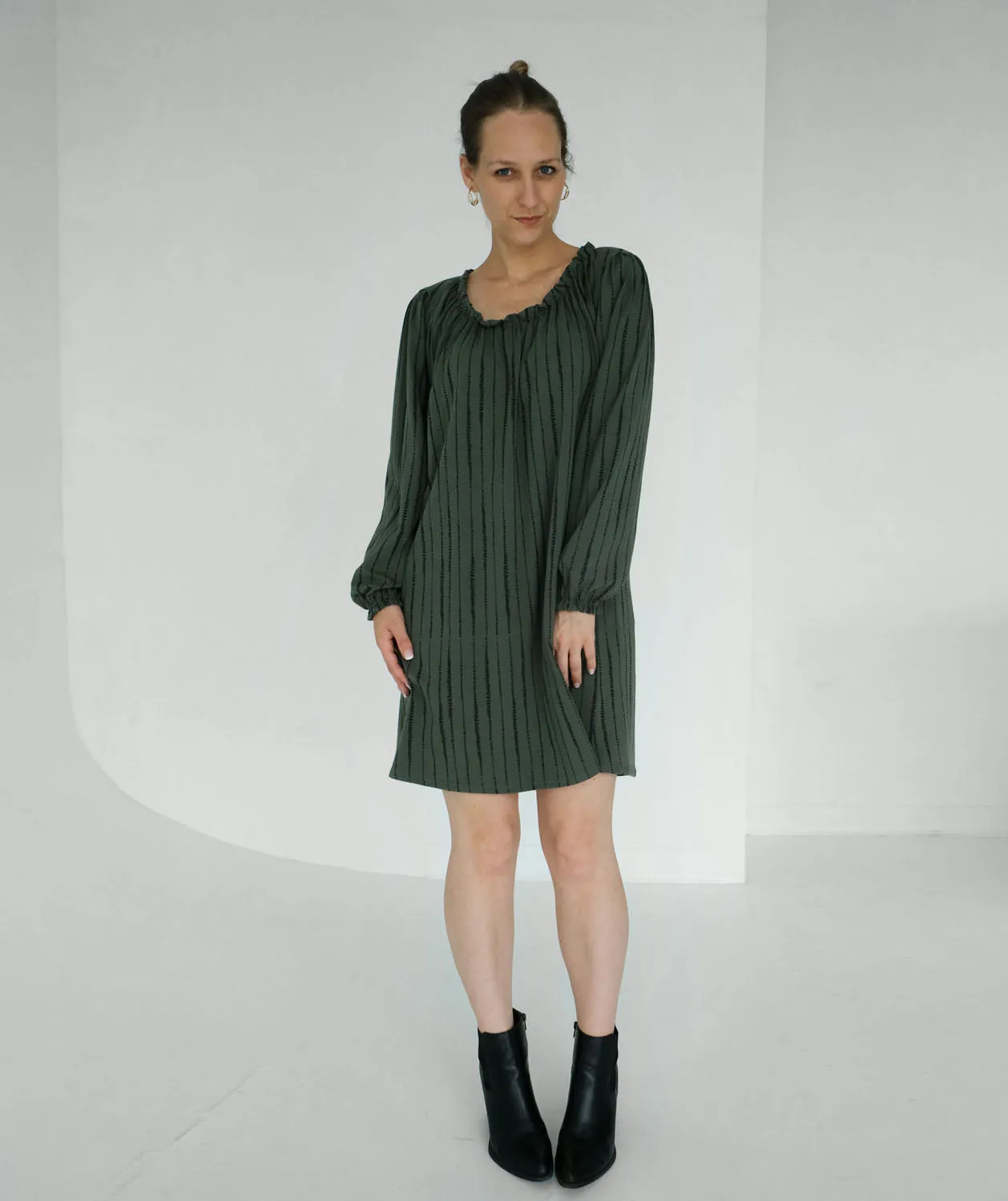 FRIDA printed dress in Jungle Green