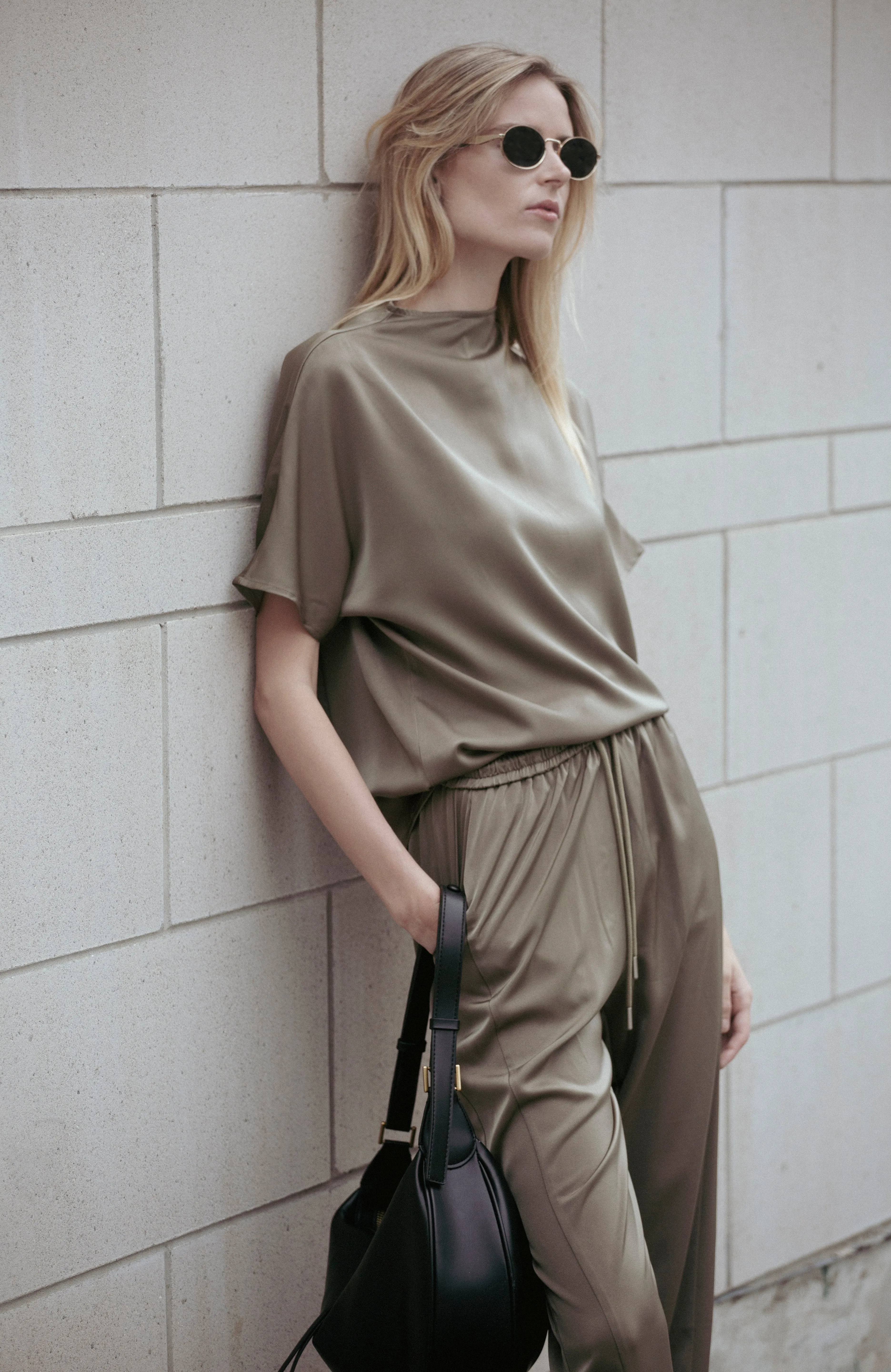 Mila Batwing Top Olive