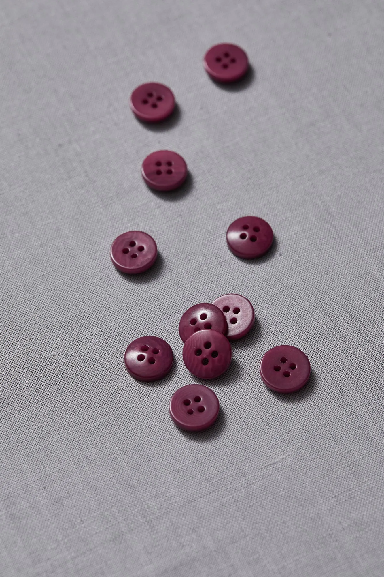 PLAIN 4 HOLE COROZO BUTTON |  Cherry 11mm