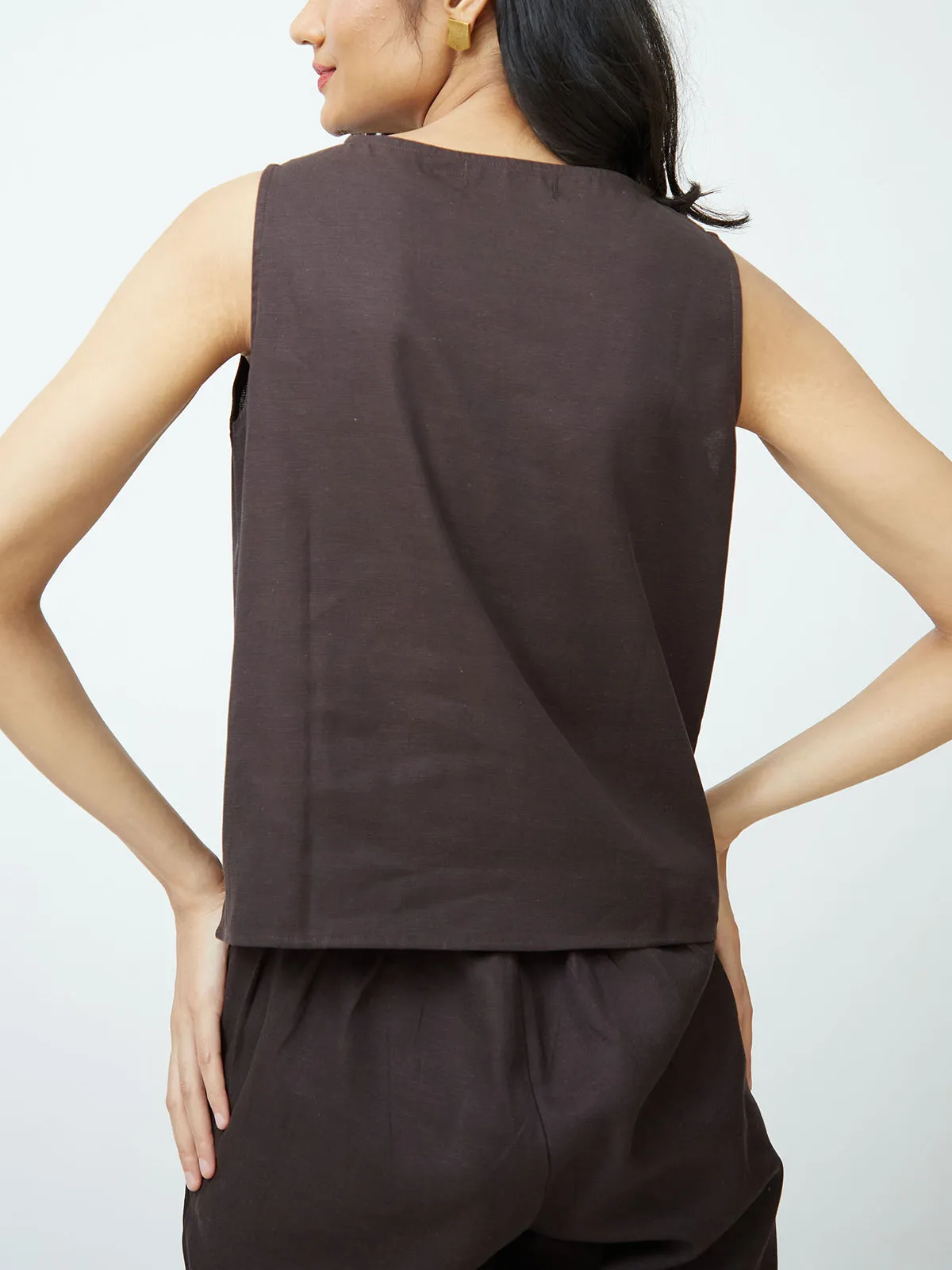 SHELL V-Neck Top Coffee